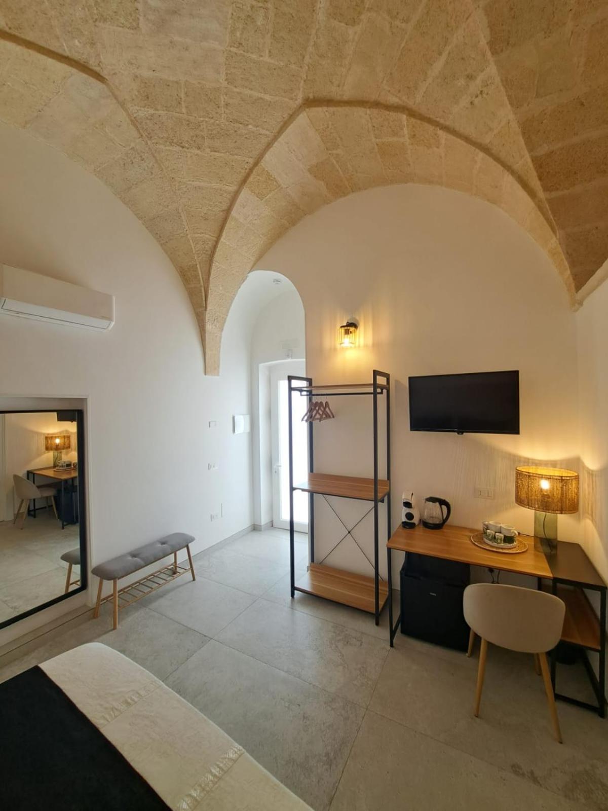 Mae Apulian Rooms Grottaglie Exterior foto